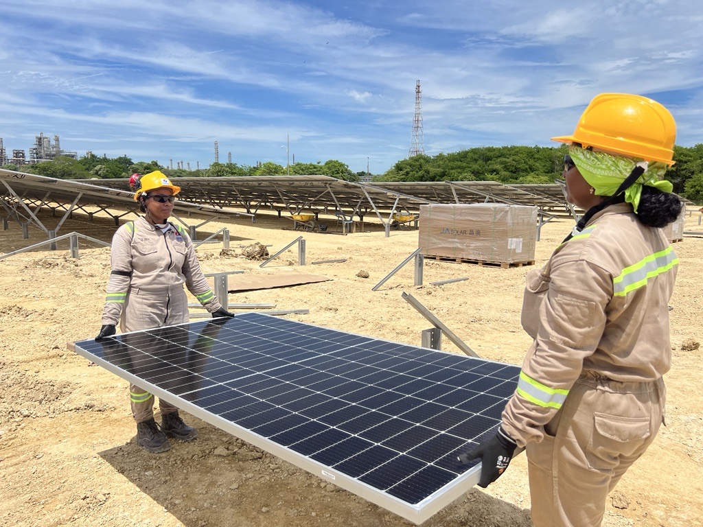 Ecopetrol construye la primera granja solar en una refinería de Latinoamérica